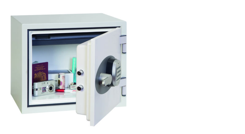 Phoenix Titan Fire & Security Safe - Image 3